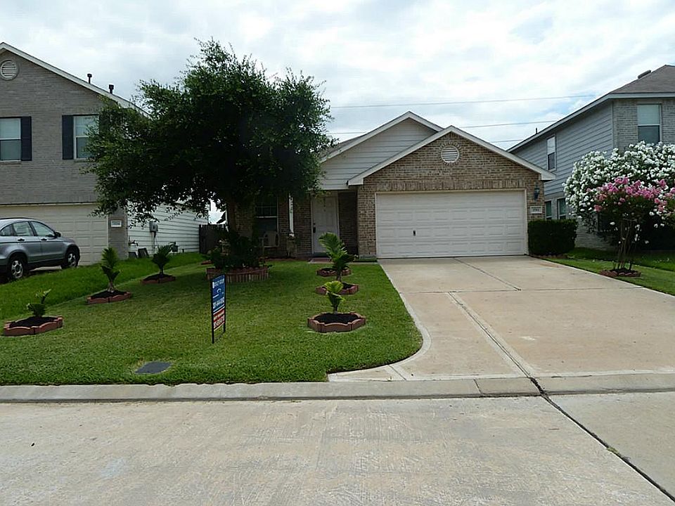 1st image of 3702 Waterport Ln
