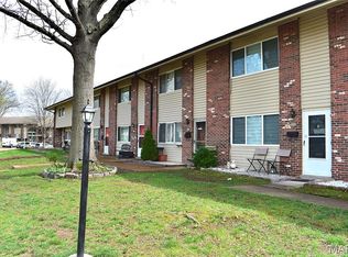 9038 Villaridge Ct, Saint Louis, MO