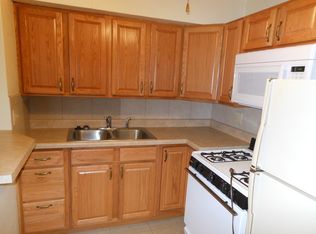 304 Forder Rd, Saint Louis, MO 63129