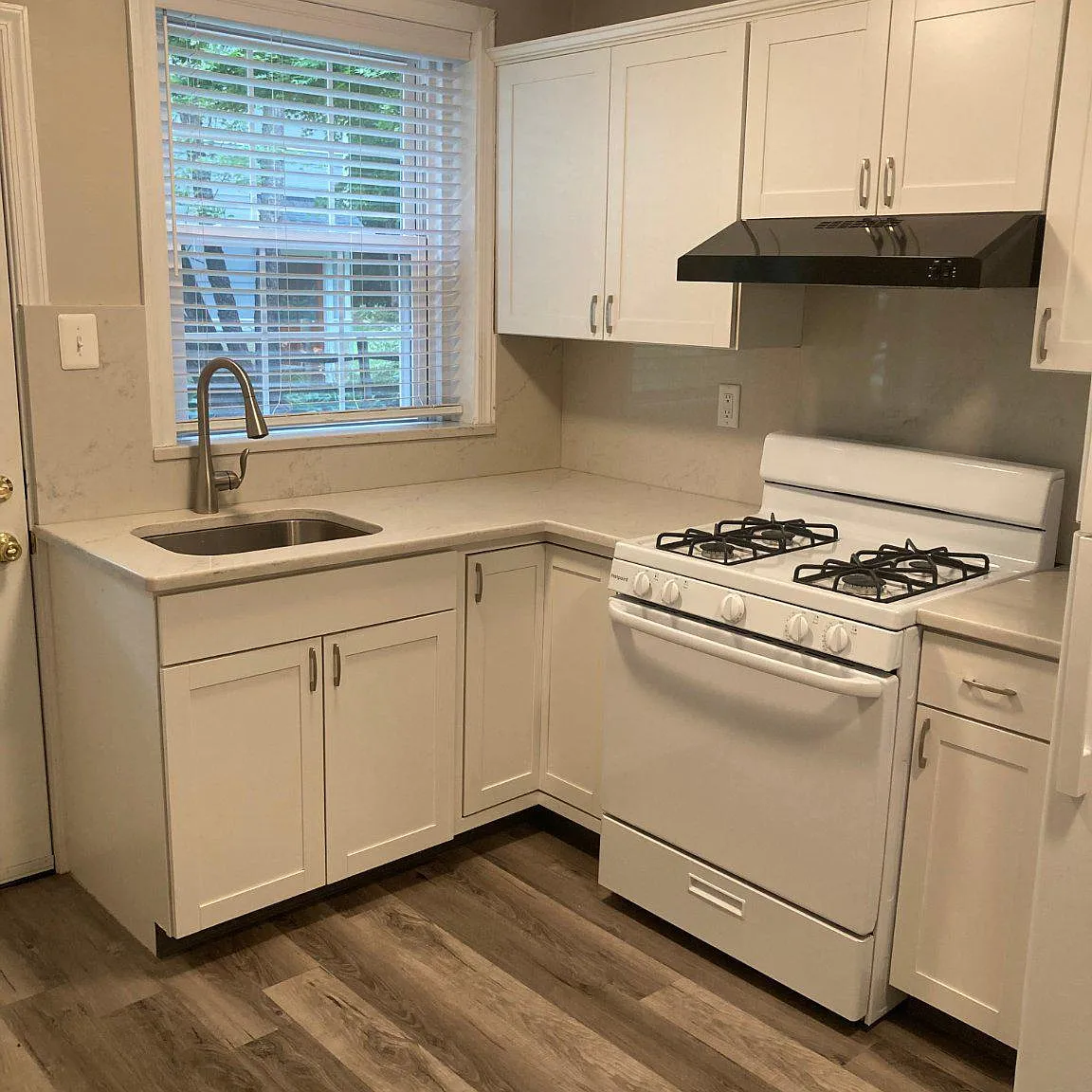 1 bed, 1.0 bath, $1,725 — Photo 3