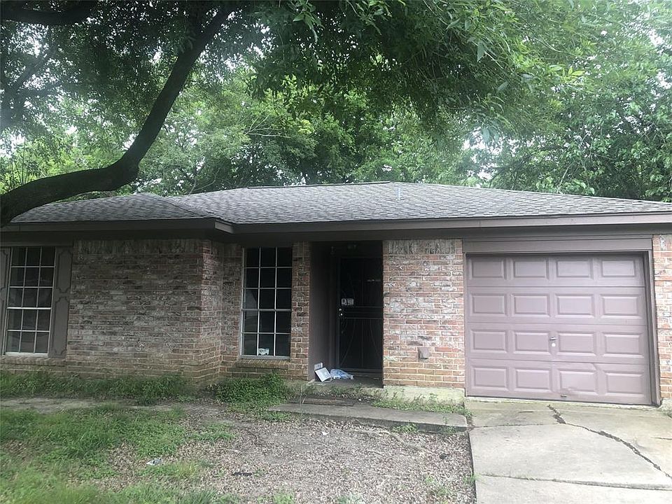 1st image of 11902 Fairbury Dr