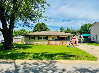 152 Bel Aire Dr, New Whiteland, IN