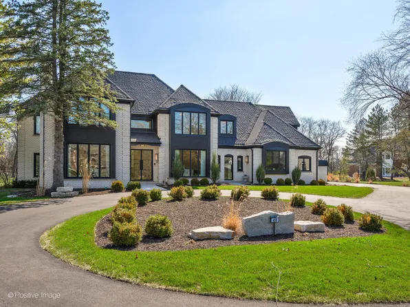 450 Hunter Ln, Lake Forest, IL 60045