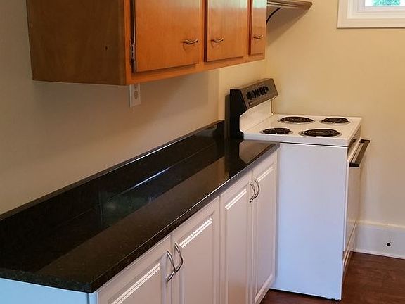 4th image of 1309 E Lincoln Ave