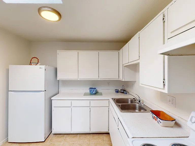 1039 Sage St — Photo 5