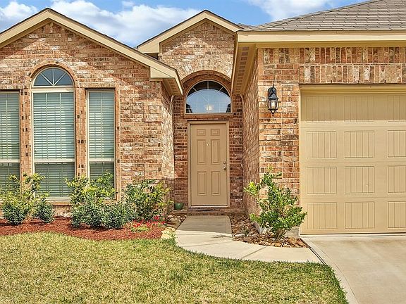 2nd image of 5106 Isabella Lilac Ln