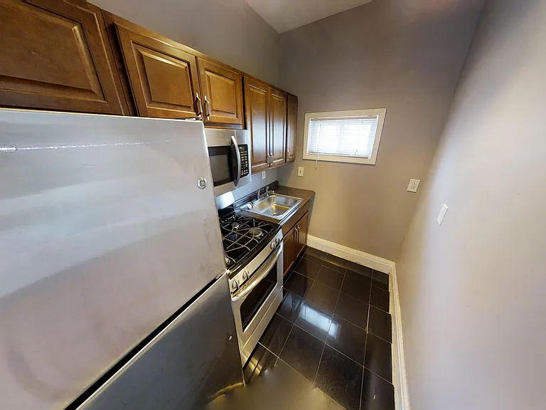 327 Westcott St #3 — Photo 5