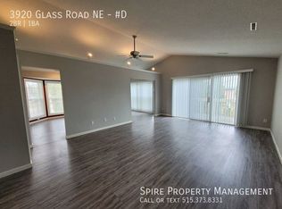 3920 Glass Rd NE APT D, Cedar Rapids, IA 52402