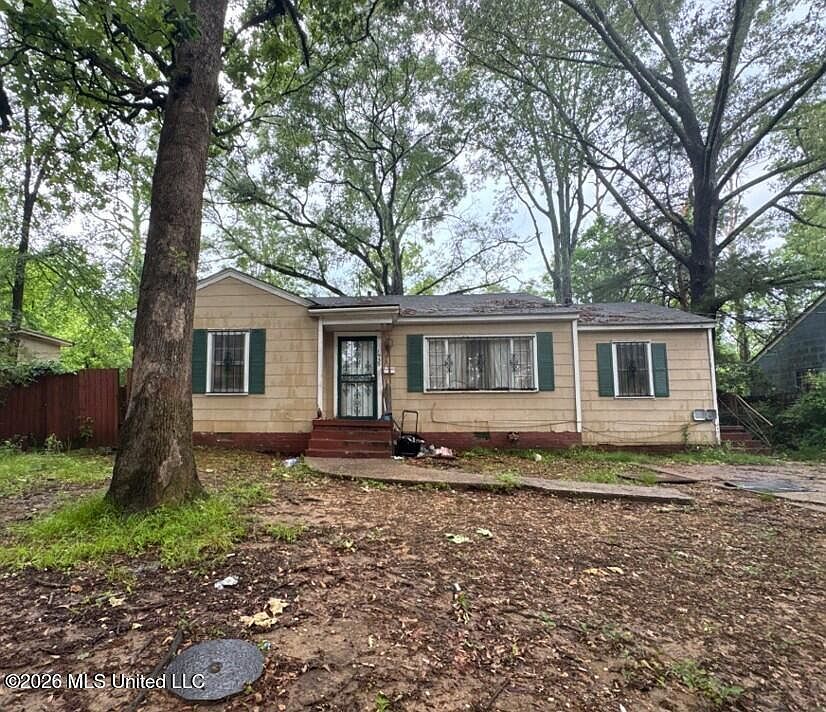1st image of 1939 Belvedere Dr