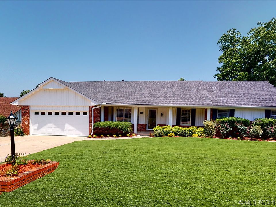 1st image of 1434 Lakehurst Dr