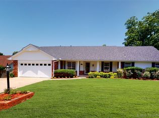 1434 Lakehurst Dr, Ada, OK 74820