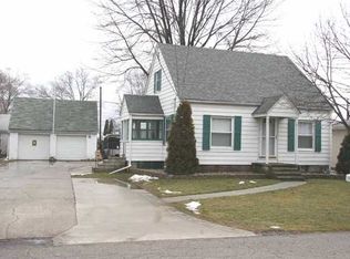 827 Anderson St, Northwood, OH 43619