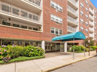 711 Shore Rd APT 5L, Long Beach, NY 11561