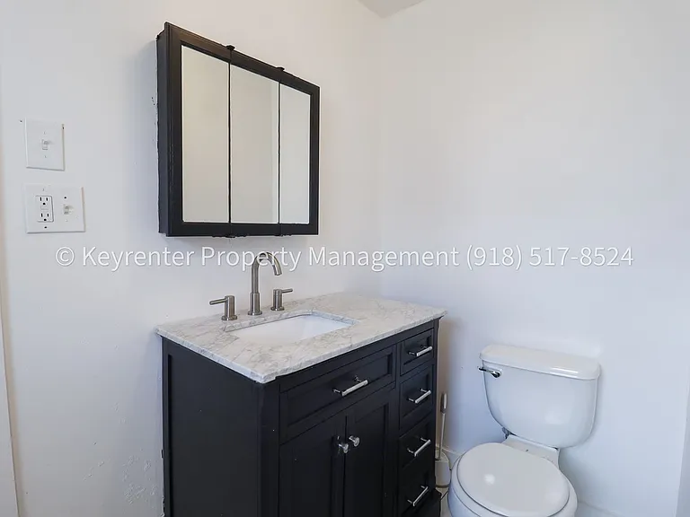 732 N Victor Ave — Photo 9