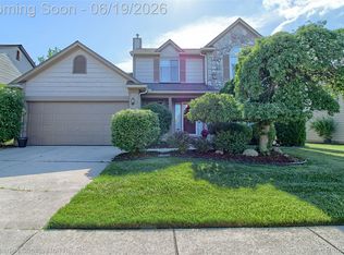 3339 Riverside Dr, Canton, MI 48188
