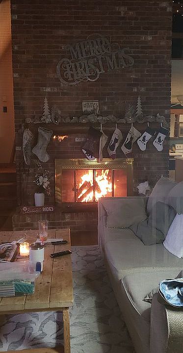 1st image of 33 Rock Chimney Ln