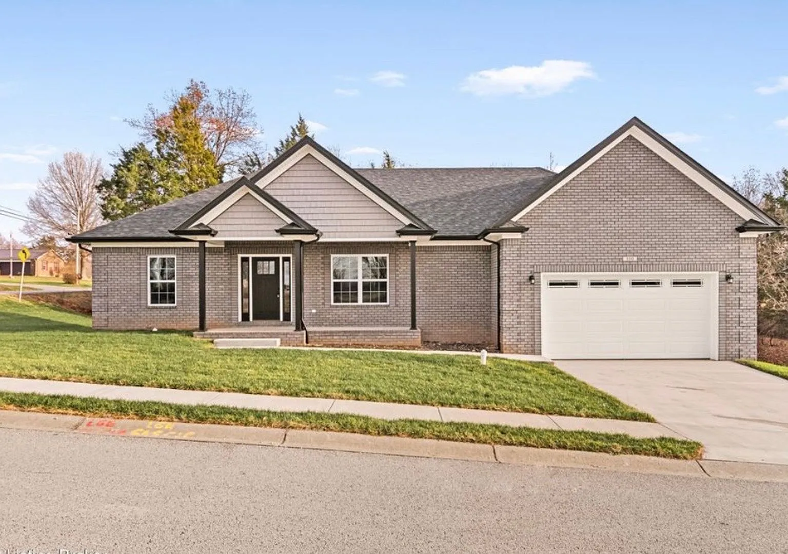 100 Lowball Lane — Photo 1