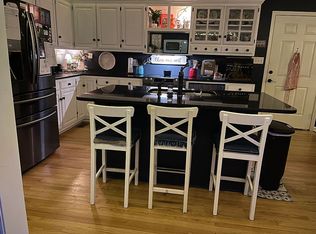 2325 Primm Rd, Charlotte, NC 28216