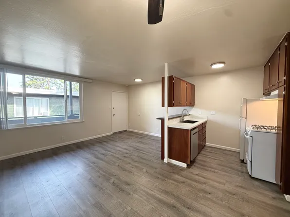 Tahoe Terrace Apartments, 2522 35th Ave #16, Oakland, CA 94601