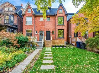 195 Albany Ave, Toronto, ON M5R 3C7