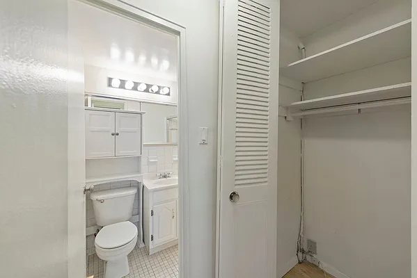 Rented by Nest Seekers International | media 17