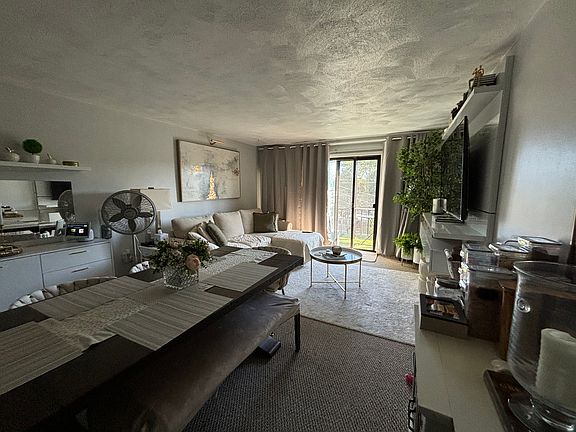 3rd image of 224 Main St #8B
