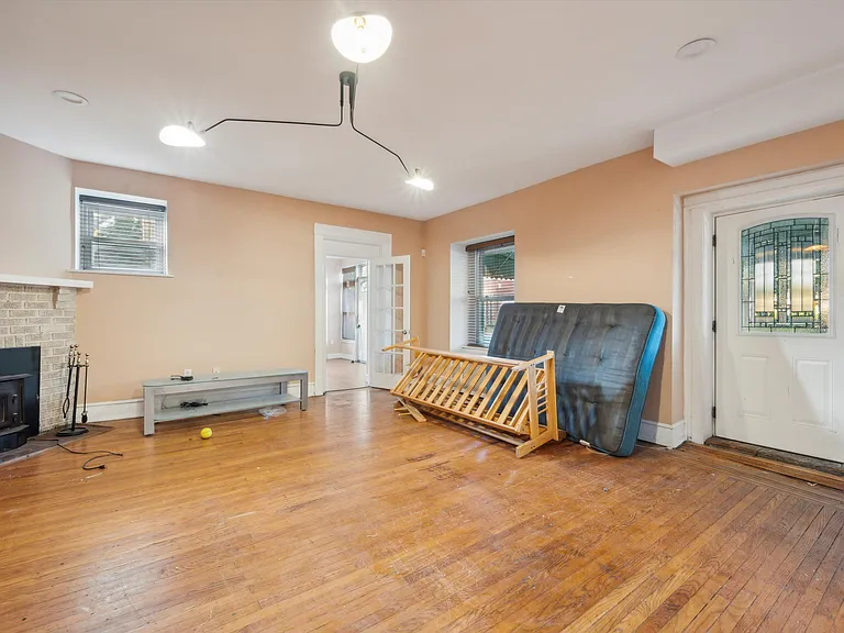 5400 Woodcrest Ave — Photo 7