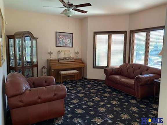 5th image of 8000 Eastwood Ct