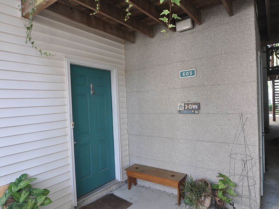 Front Door entrance 