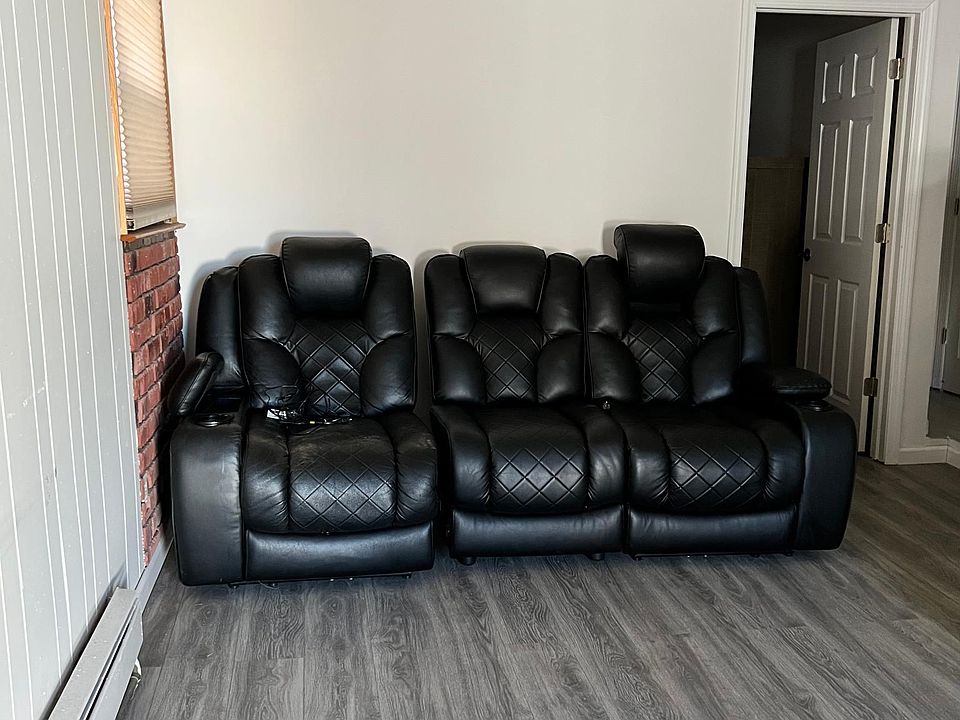 2nd image of 1623 Bayview Ave #Na