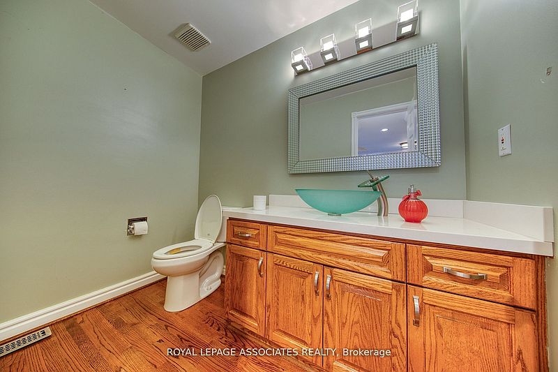 Ajax House for rent - 4 Bedrooms — photo 12
