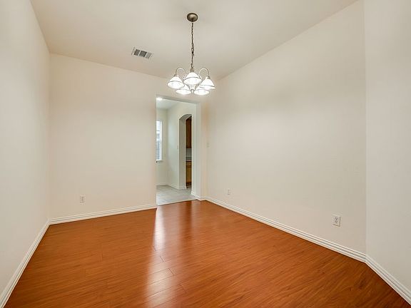 4th image of 5225 Sioux Creek Ln