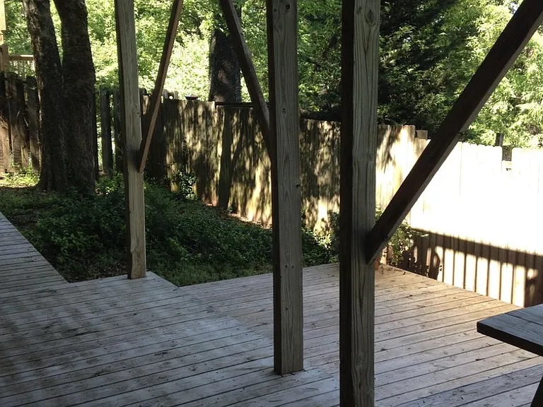 Back lower deck area for entertaining