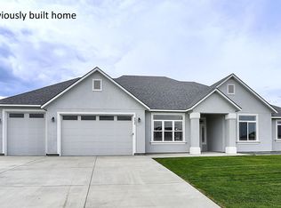 11812 Scion Ln, Pasco, WA 99301