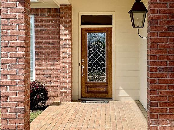 2nd image of 1 Savannah Cir
