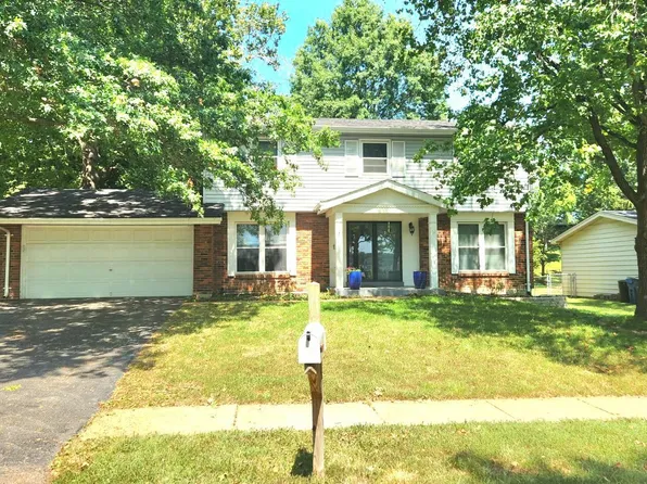 1205 Iron Warrior Ln, Ballwin, MO 63011