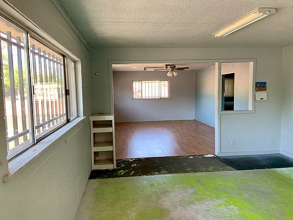 3rd image of 1518 E Gila St #A
