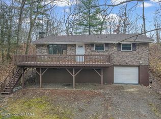 644 Rimrock Rd, Bartonsville, PA 18321