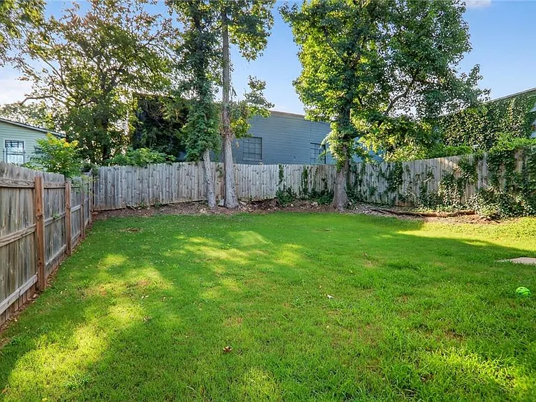 1170 Moton Ave SW — Photo 26