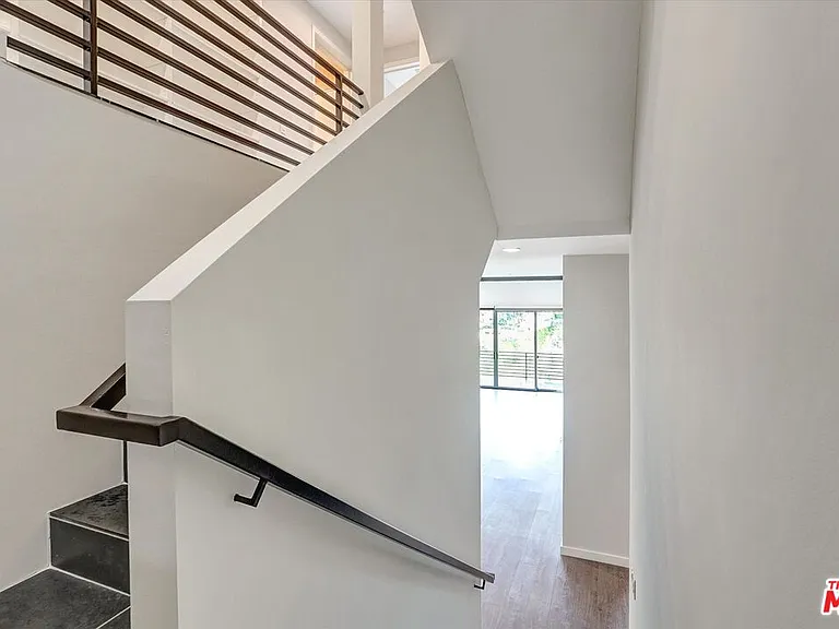 3850 Rambla Orienta — Photo 41