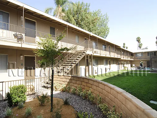 Linden Court Apartments — Photo 112