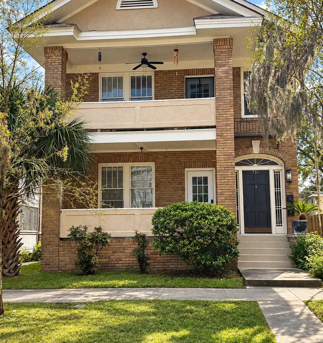 2 bed, 1300 sqft, $2,100 — Photo 1