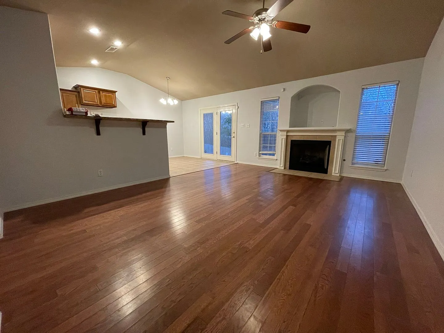 Beautiful Brick 3 Bed 2 Bath for Rent in Fort Smith! — Photo 3