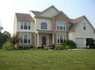 14 Dublin Dr, Newark, DE 19702