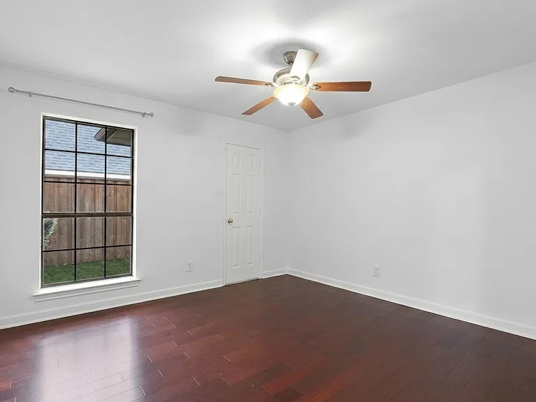 3420 Portside Ln — Photo 21