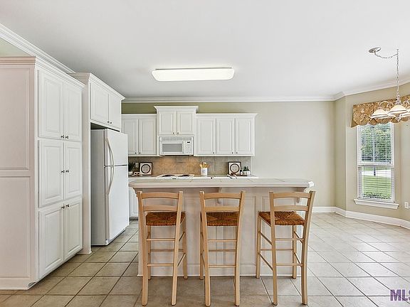 5th image of 5523 Courtyard Dr