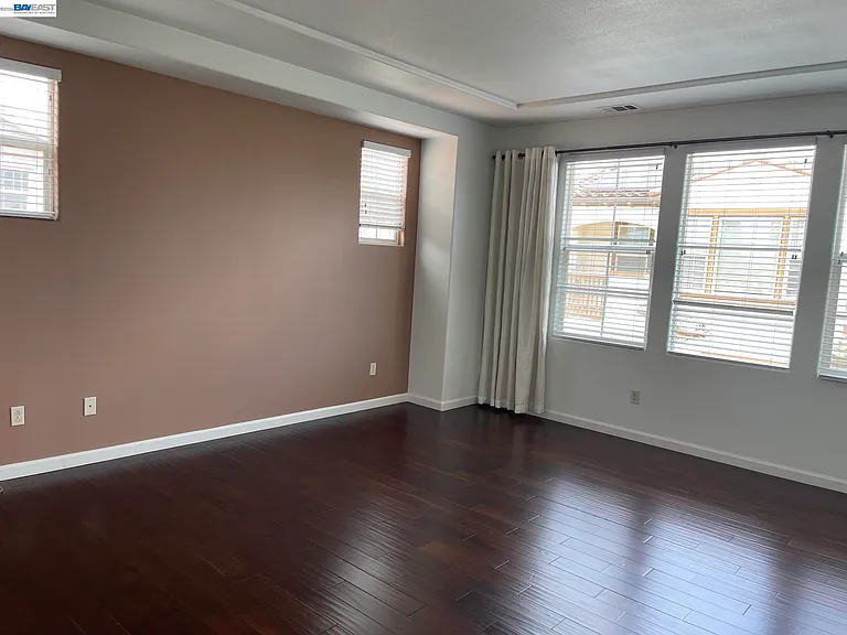 3124 Sweetviolet Dr — Photo 9