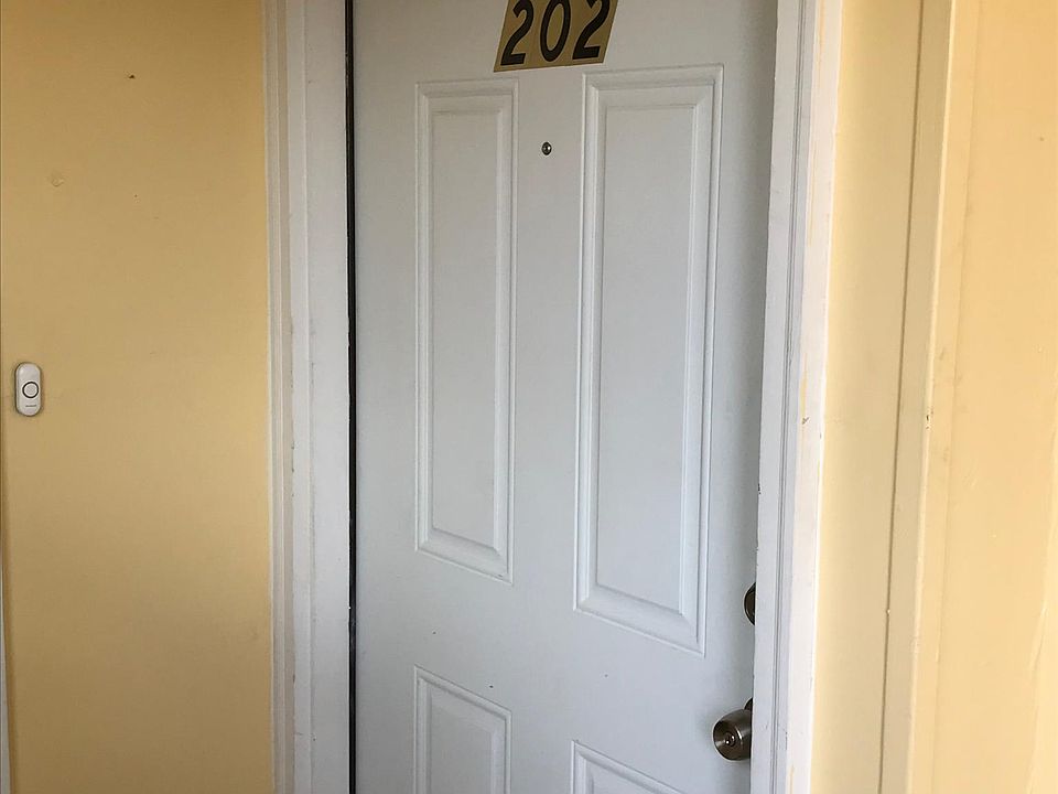 1360 645 SE Fidalgo St 645 SE Fidalgo Ave Oak Harbor WA Zillow