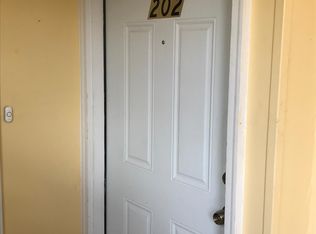 645 SE Fidalgo Ave APT 202, Oak Harbor, WA 98277