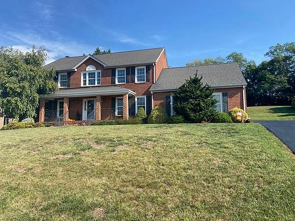 2nd image of 5031 Labradore Dr